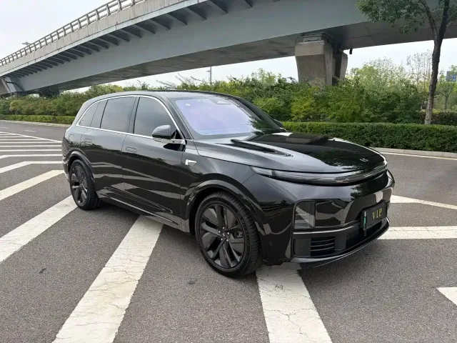 Li Auto L7 — Фото автомобиля 3