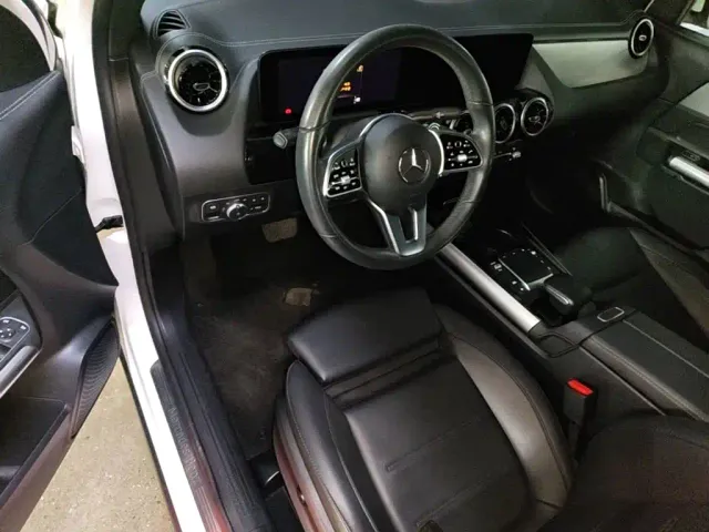 Mercedes-Benz GLA-Class — Фото автомобиля 20