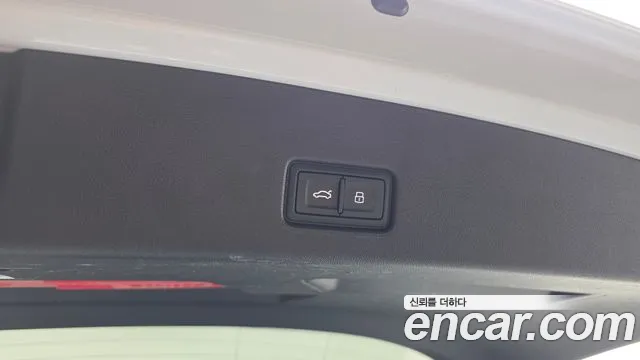 Audi Q4 e-tron — Фото автомобиля 29