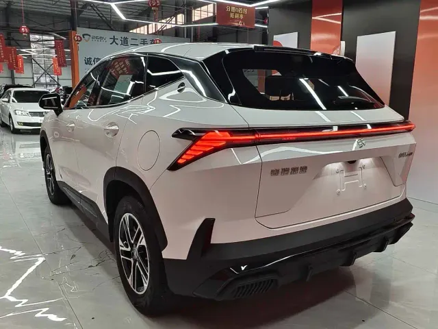Jetour Shanhai L6 — Фото автомобиля 6