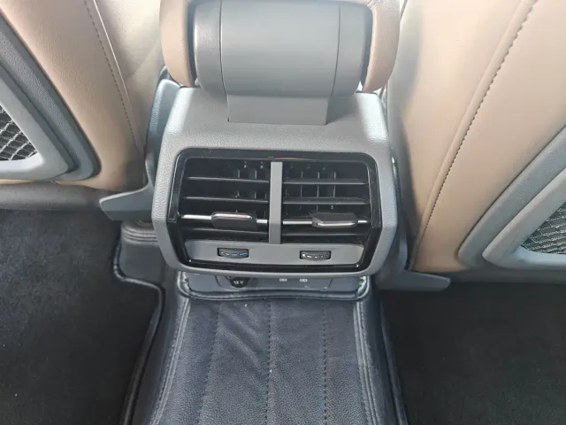 Audi Q3 — Фото автомобиля 10