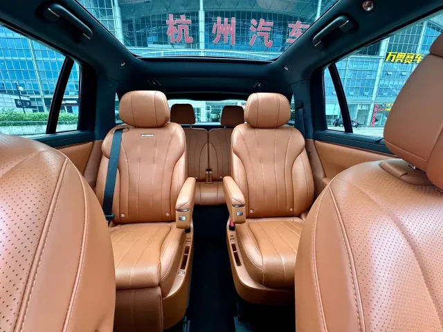 Aito M7 — Фото автомобиля 11