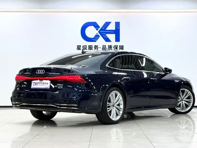 Audi A7L — Фото автомобиля 9