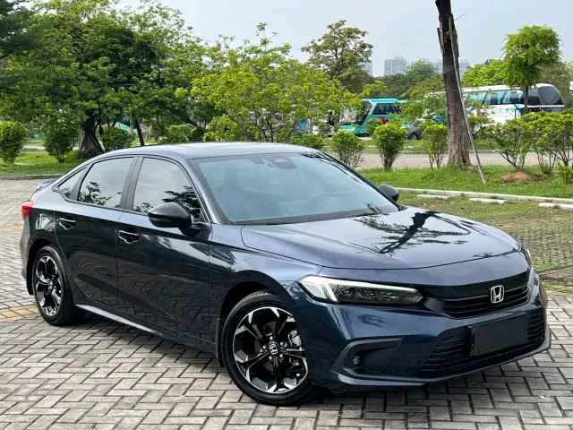Honda Civic — Фото автомобиля 3