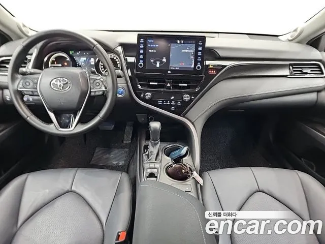 Toyota Camry — Фото автомобиля 7