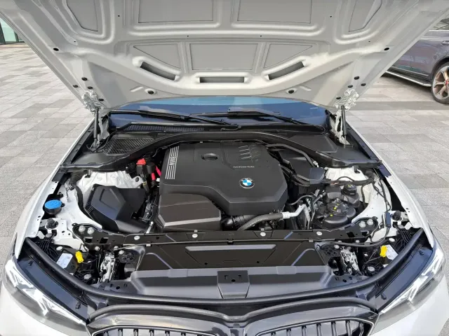 BMW 3 Series — Фото автомобиля 26