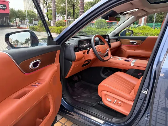 GAC Trumpchi Xiangwang S9 — Фото автомобиля 11