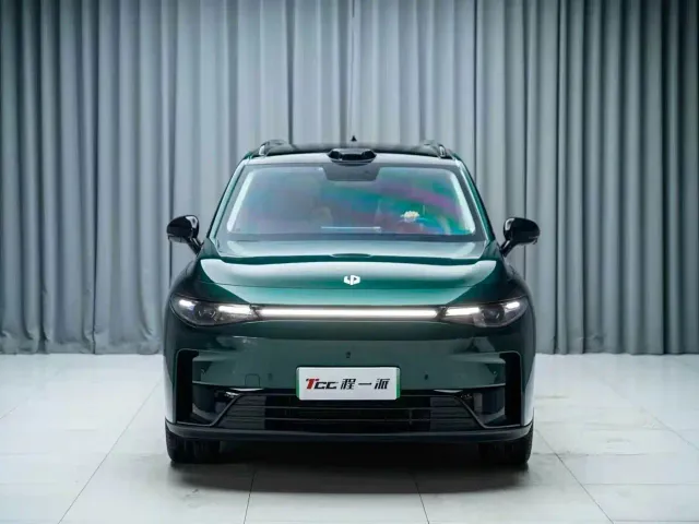 Leapmotor C16 — Фото автомобиля 2