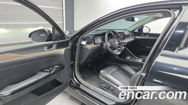 Kia K5 Generation 3 — Фото автомобиля 10