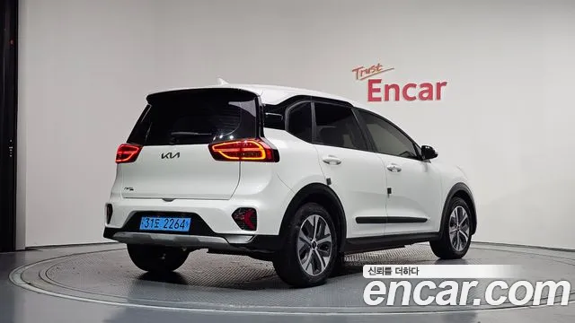 Kia Niro Niro Plus Air — Фото автомобиля 2
