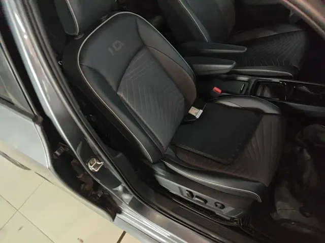 Volkswagen ID.3 — Фото автомобиля 24