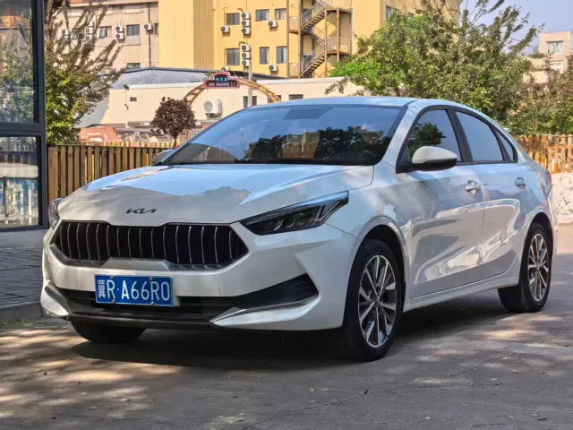 Фотография автомобиля — Kia K3