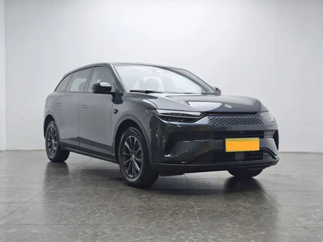 Leapmotor C11 — Фото автомобиля 2
