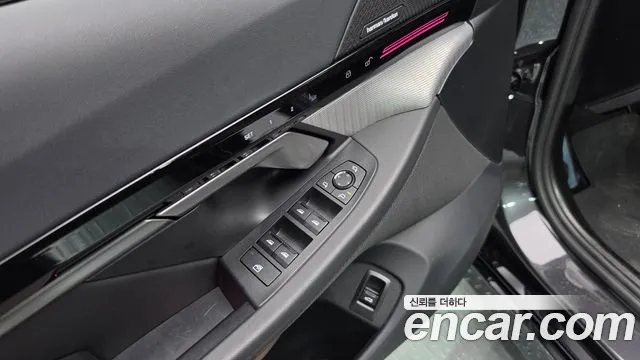 BMW 5 Series G60 — Фото автомобиля 25