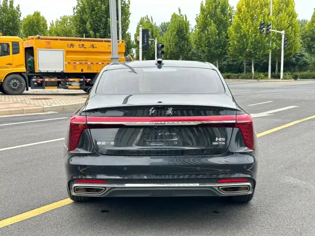 Hongqi H5 — Фото автомобиля 8