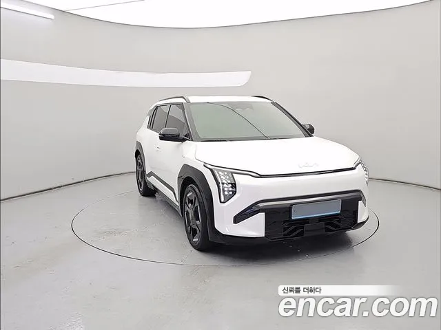 Kia EV3 — Фото автомобиля 4