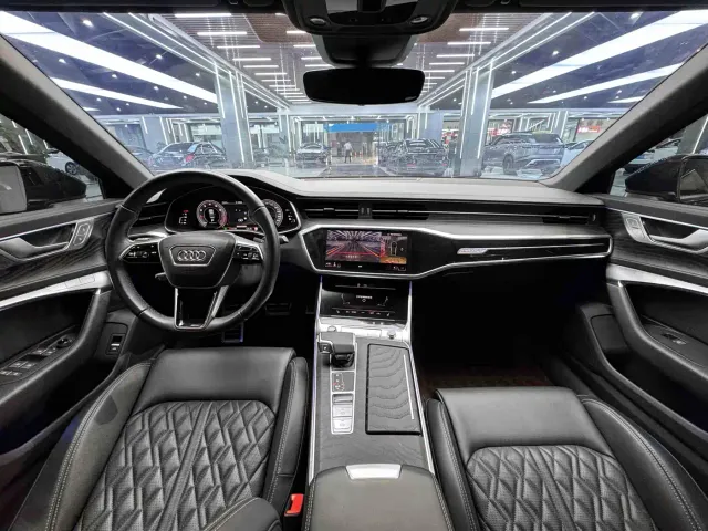 Audi A6L — Фото автомобиля 4