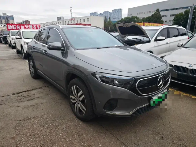 Mercedes-Benz EQA — Фото автомобиля 7