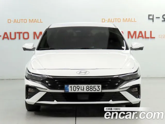 Hyundai Avante CN7 — Фото автомобиля 3