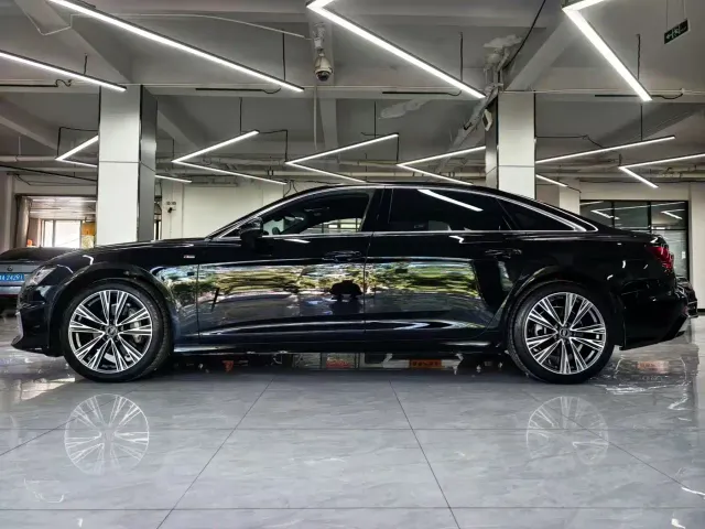 Audi A6L — Фото автомобиля 7