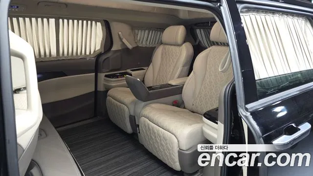 Kia Carnival 4th Gen — Фото автомобиля 16