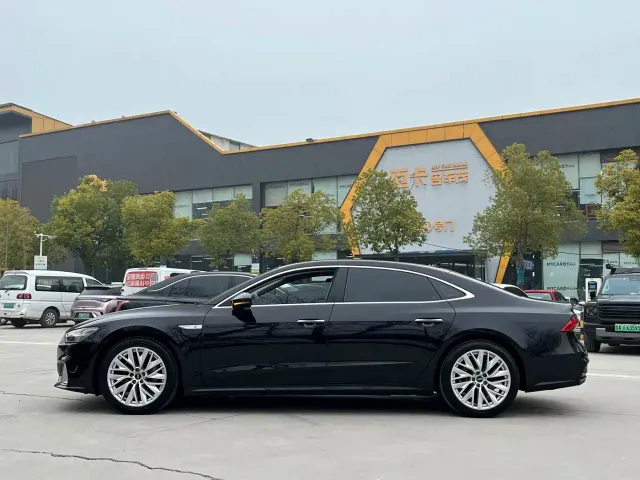 Audi A7L — Фото автомобиля 4