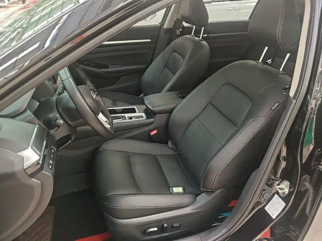 Nissan Teana — Фото автомобиля 14