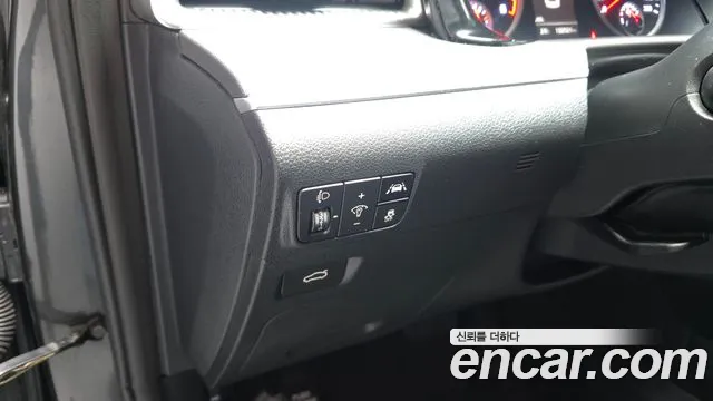 Kia K5 K5 3 поколение 2.0 LPI(Для проката) — Фото автомобиля 15