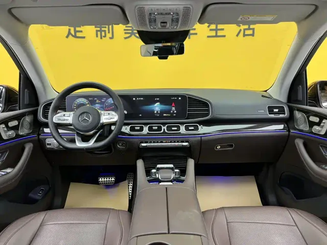 Mercedes-Benz GLS-Class — Фото автомобиля 14