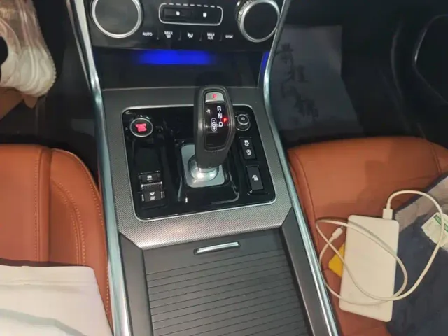 Jaguar XEL — Фото автомобиля 13