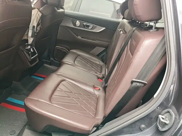 Chery Tiggo 8 PLUS — Фото автомобиля 16
