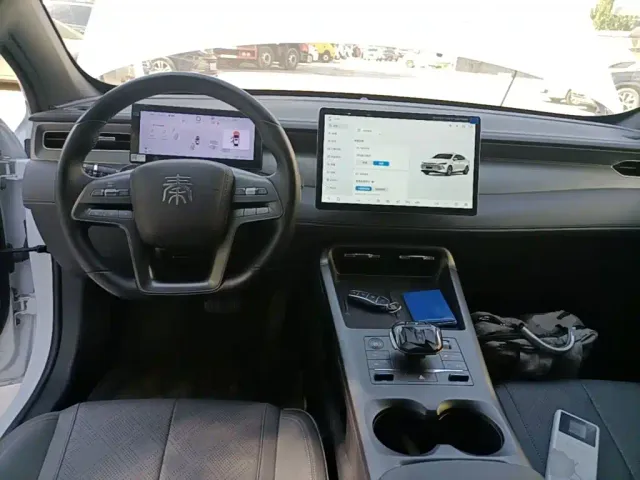 BYD Qin PLUS — Фото автомобиля 9
