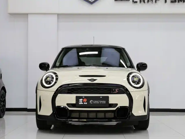 MINI Hatch — Фото автомобиля 18