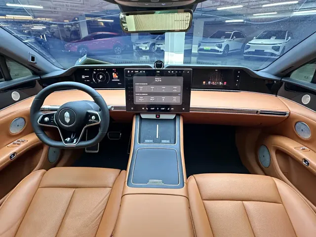 Stelato S9T — Фото автомобиля 10