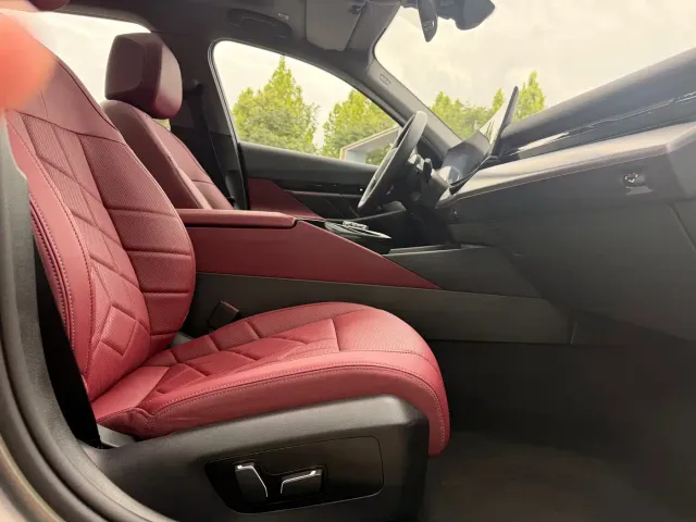 BMW 5 Series — Фото автомобиля 22