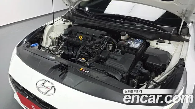 Hyundai AVANTE Avante (CN7) — Фото автомобиля 6