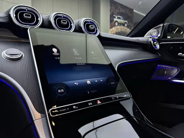 Mercedes-Benz C-Class — Фото автомобиля 12