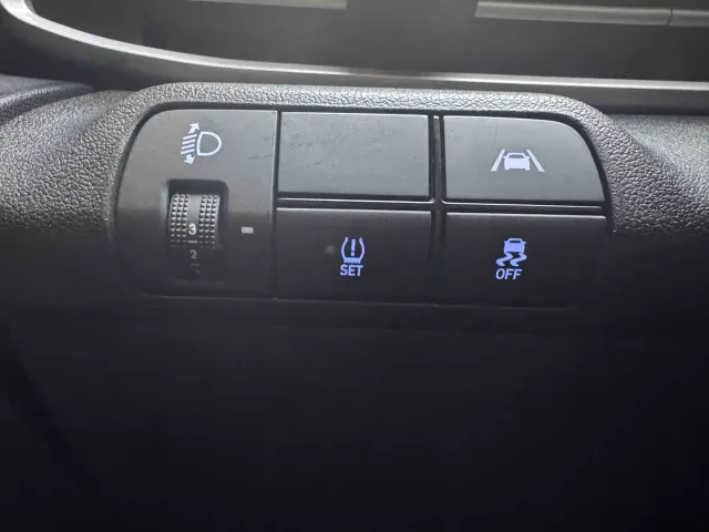 Hyundai Elantra — Фото автомобиля 11