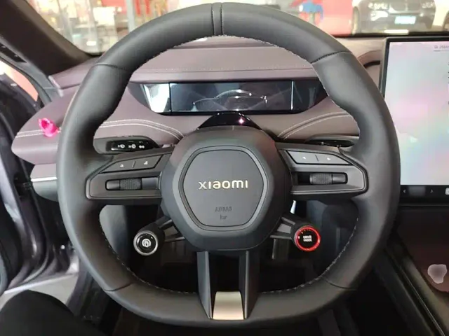 Xiaomi SU7 — Фото автомобиля 10