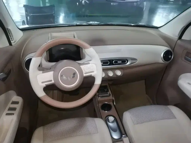 Wuling Hongguang Mini EV — Фото автомобиля 9