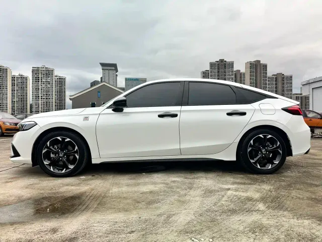 Honda Civic — Фото автомобиля 17