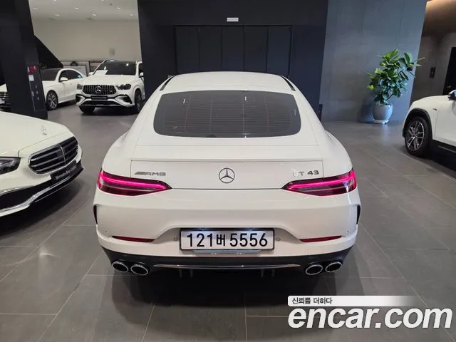 Mercedes-Benz AMG GT 4 двери 43 4MATIC+ — Фото автомобиля 4