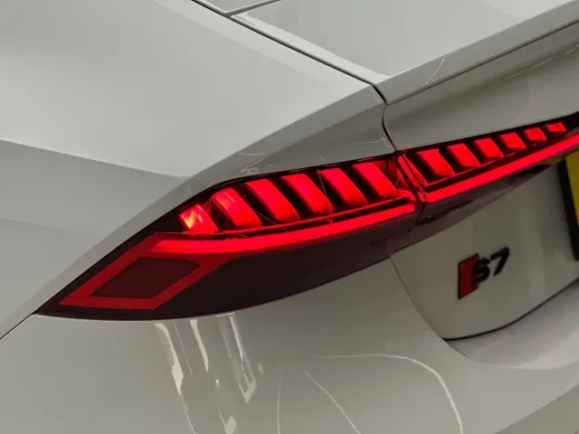 Audi A7 — Фото автомобиля 18