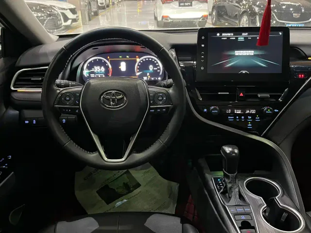 Toyota Camry 2023 2.5G Luxury Edition — Фото автомобиля 8