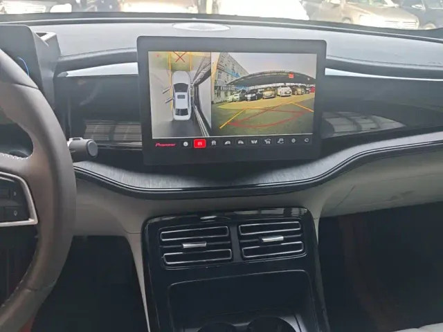 BYD Qin PLUS — Фото автомобиля 12
