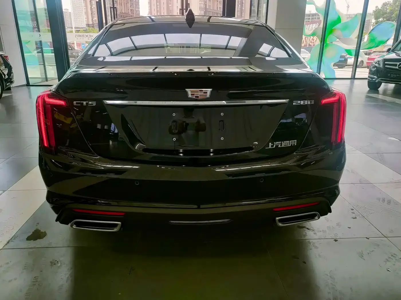 Cadillac Cadillac CT5 2025 Model 28T Urban Sport Edition — Фото автомобиля 7