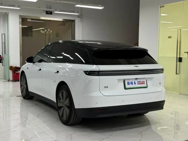 Li Auto i6 — Фото автомобиля 6