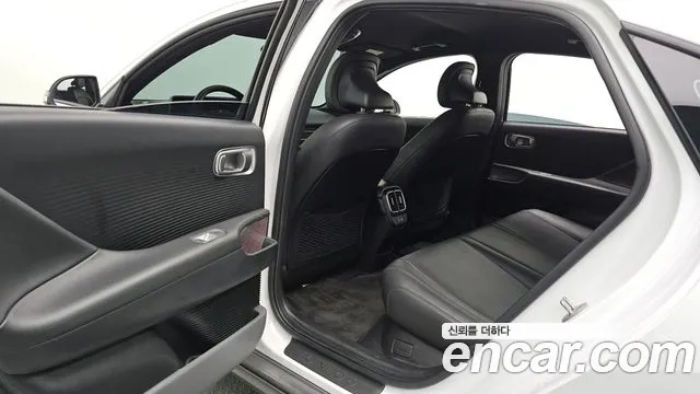 Hyundai Ioniq 6 — Фото автомобиля 16