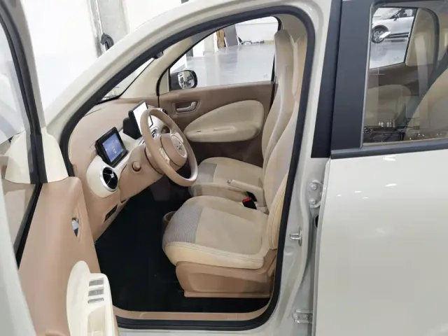 Wuling Hongguang Mini EV — Фото автомобиля 10