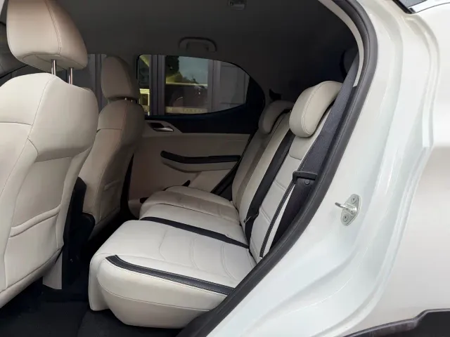 BYD Yuan Pro — Фото автомобиля 17